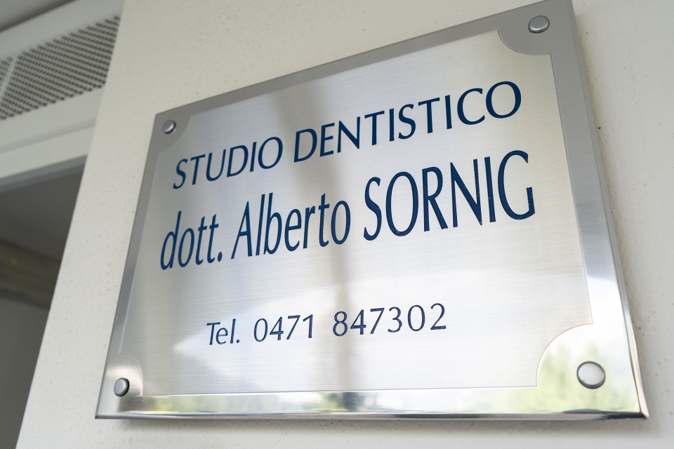 Studio Odontoiatrico Sornig La Villa Badia Bolzano Insegna